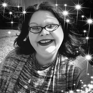 Meet your Posher, Nora